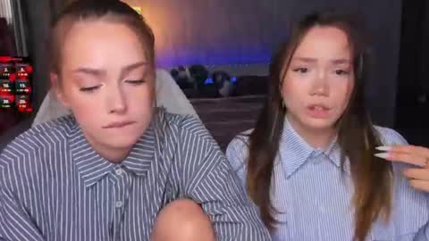 Snapshot of top_twins chatting on July 2026 04:46:02 PM Yara online show from July 2026 04:46:02 PM