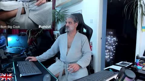 Snapshot of topalphaboss chatting on November 2025 06:35:02 AM topalphaboss online show from November 2025 06:35:02 AM