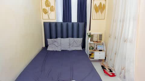 toptranshannah online show from March 2025 01:09:01 AM