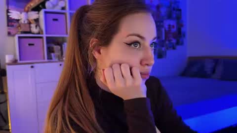 Lina  Next stream January 4  11am UTC 0 online show from July 2026 12:12:02 PM