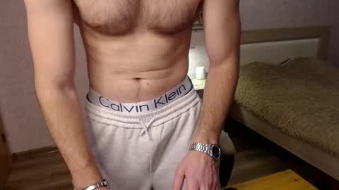 Glebaty online show from February 2026 06:01:02 PM