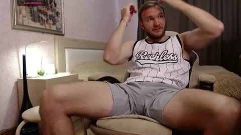 Glebaty online show from June 2026 10:39:02 AM