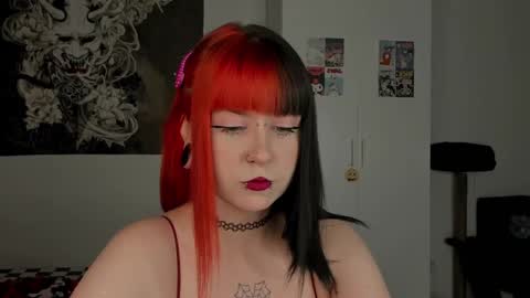 Snapshot of toriayun0 chatting on February 2025 09:33:02 PM your personal gothic girl check it online show from February 2025 09:33:02 PM