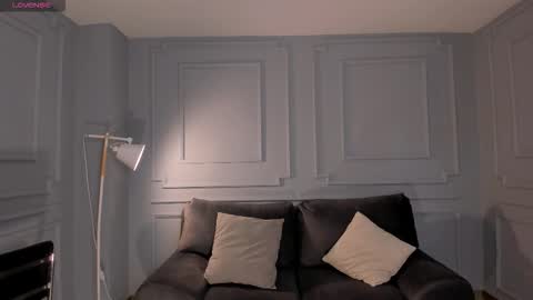 Snapshot of toricross1 chatting on December 2025 12:37:02 AM Tori Cross online show from December 2025 12:37:02 AM