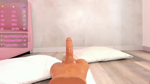 Tori  online show from February 2025 12:49:02 AM