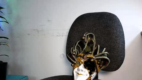 Snapshot of torino_19 chatting on November 2025 01:44:01 AM Enzo Moretti online show from November 2025 01:44:01 AM