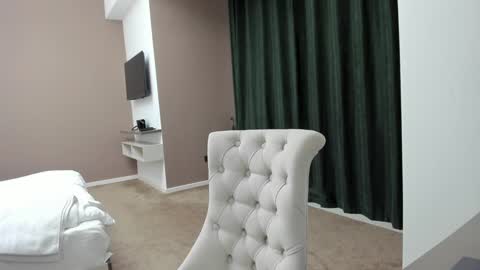 Snapshot of torinova chatting on December 2024 03:44:01 PM online show from December 2024 03:44:01 PM