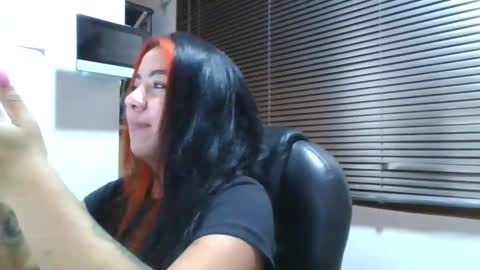 karla online show from December 2025 06:27:01 PM