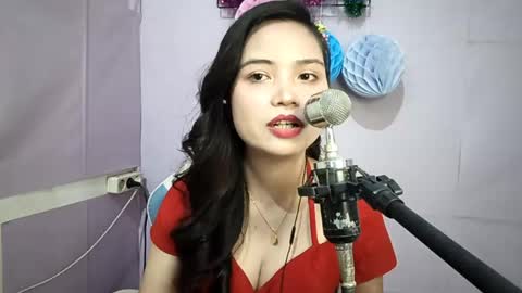 Snapshot of toshikoseaforth chatting on May 2026 02:13:01 PM Emma online show from May 2026 02:13:01 PM