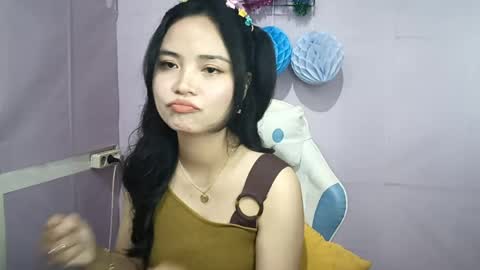 Snapshot of toshikoseaforth chatting on June 2026 02:33:01 PM Emma online show from June 2026 02:33:01 PM