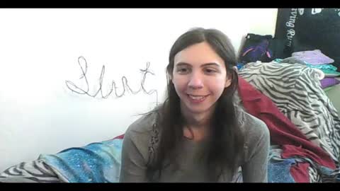 Luna online show from November 2025 09:48:01 PM