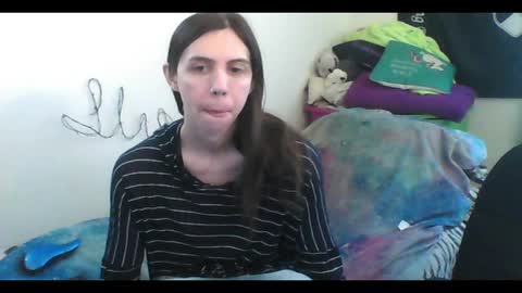 Luna online show from April 2026 07:11:02 PM