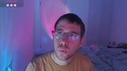 Thomas online show from November 2025 03:07:01 AM