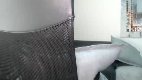 TotyPink online show from January 2025 10:24:01 PM