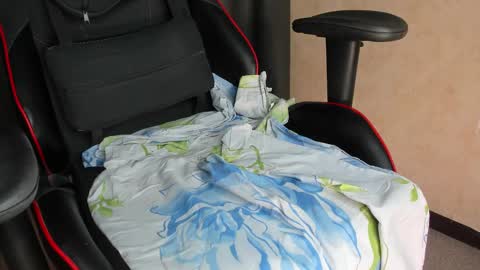 Snapshot of touch_me8 chatting on January 2025 11:08:02 AM Arti online show from January 2025 11:08:02 AM