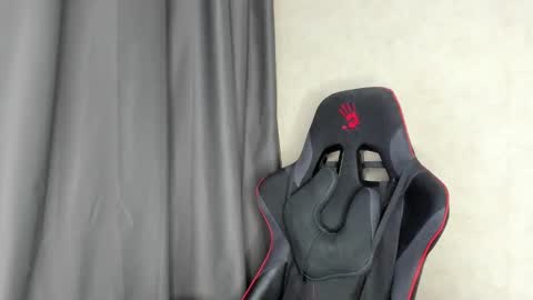 Snapshot of touch_me8 chatting on January 2025 09:51:02 AM Arti online show from January 2025 09:51:02 AM