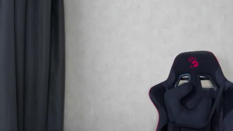 Snapshot of touch_me8 chatting on February 2025 07:02:02 AM Arti online show from February 2025 07:02:02 AM