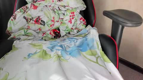 Snapshot of touch_me8 chatting on March 2025 08:16:02 AM Arti online show from March 2025 08:16:02 AM