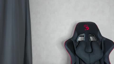 Snapshot of touch_me8 chatting on March 2025 09:29:01 AM Arti online show from March 2025 09:29:01 AM