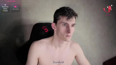 Snapshot of touch_me8 chatting on December 2025 07:16:02 AM Arti online show from December 2025 07:16:02 AM