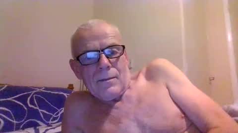 Snapshot of touche5656607203 chatting on January 2025 10:59:01 PM touche5656607203 online show from January 2025 10:59:01 PM