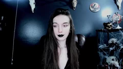 toxicdomme online show from December 2025 07:22:01 PM