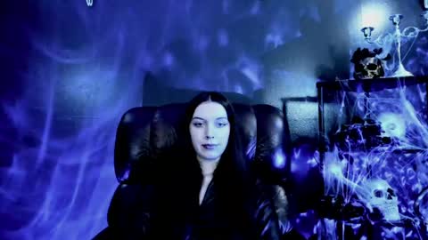 toxicdomme online show from April 2026 06:44:02 PM
