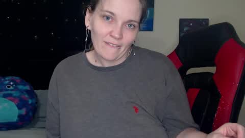 Lilly Miss Mistress Goddess Maam Queen Boss online show from December 2024 11:43:01 AM