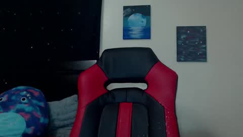 Lilly Miss Mistress Goddess Maam Queen Boss online show from December 2024 10:44:02 AM