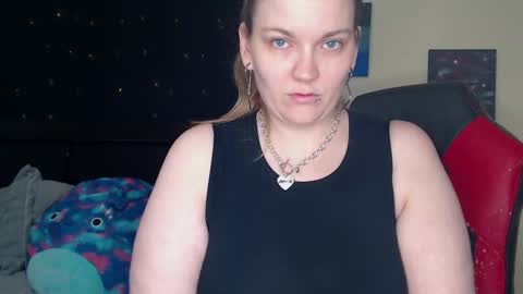 Lilly Miss Mistress Goddess Maam Queen Boss online show from February 2025 08:04:01 AM