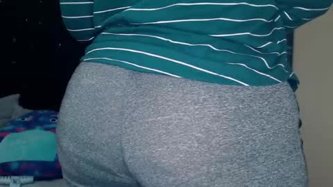 Lilly Miss Mistress Goddess Maam Queen Boss online show from March 2025 10:56:02 AM