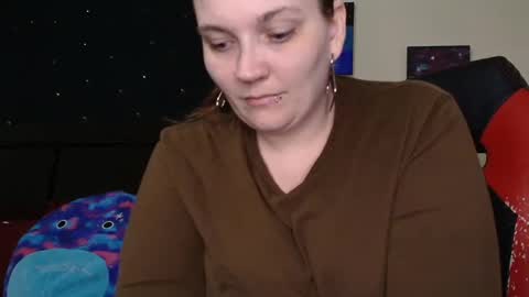 Lilly Miss Mistress Goddess Maam Queen Boss online show from November 2025 07:41:02 AM