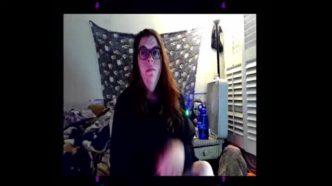 Snapshot of toxiclove1311 chatting on November 2025 12:19:01 AM Toxiclove1311 online show from November 2025 12:19:01 AM