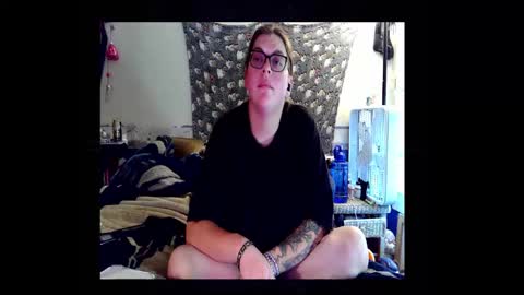 Snapshot of toxiclove1311 chatting on December 2025 09:21:02 PM Toxiclove1311 online show from December 2025 09:21:02 PM