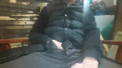 Snapshot of tr8e035 chatting on December 2025 09:47:02 AM tr8e035 online show from December 2025 09:47:02 AM