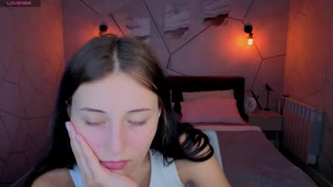 tracey_gill online show from July 2026 09:02:01 AM