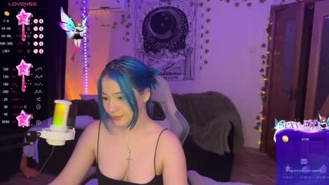 Snapshot of traharaaa chatting on January 2025 10:13:02 PM Ariana and Erik online show from January 2025 10:13:02 PM