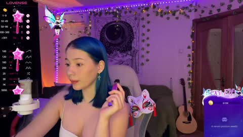 Snapshot of traharaaa chatting on January 2025 08:00:02 AM Ariana and Erik online show from January 2025 08:00:02 AM