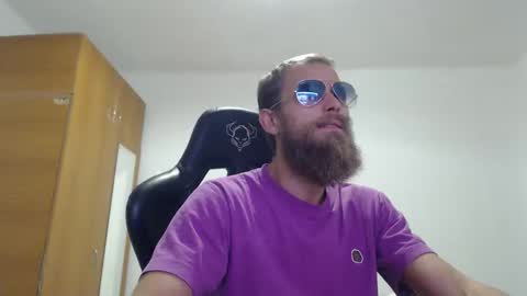 Snapshot of tralalabala chatting on September 2025 05:57:01 PM Tralalabala online show from September 2025 05:57:01 PM