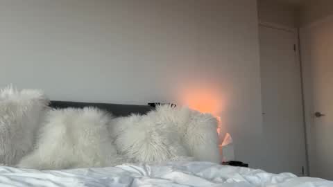 transfrmgirl98 online show from November 2025 09:52:02 PM