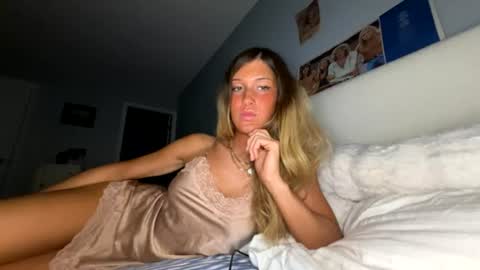 transgirl007 online show from July 2026 01:07:01 AM