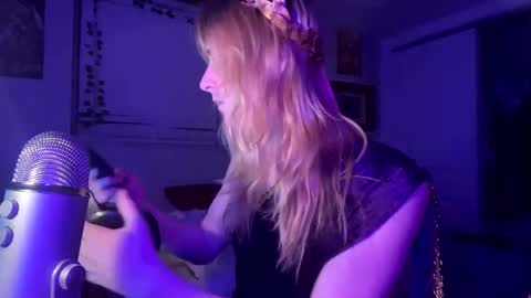 transgoblingal online show from January 2025 04:44:01 AM