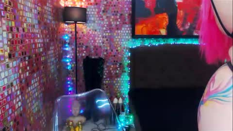 Snapshot of transplayfullolivia chatting on February 2025 10:51:02 PM KYLIE BELLA  TS online show from February 2025 10:51:02 PM