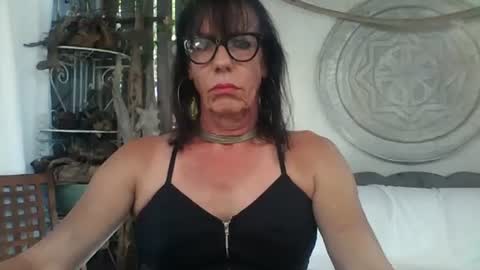 Snapshot of transslavechic chatting on August 2026 04:12:02 PM Ela online show from August 2026 04:12:02 PM
