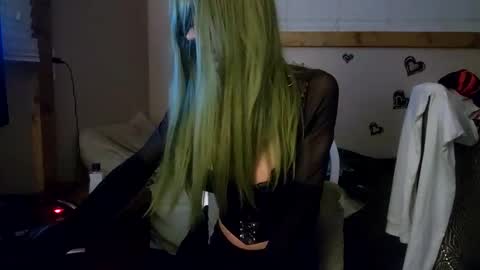 Snapshot of trapslutlexxxi chatting on March 2025 08:23:02 AM TraplutLexxxi online show from March 2025 08:23:02 AM