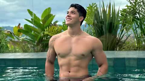 Snapshot of travis_joplinn chatting on December 2025 11:43:01 PM travis joplin online show from December 2025 11:43:01 PM