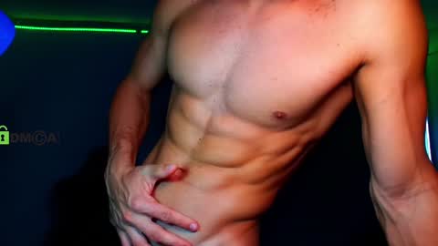 Snapshot of travisdiamonds chatting on December 2024 10:30:01 PM TRAVIS. online show from December 2024 10:30:01 PM