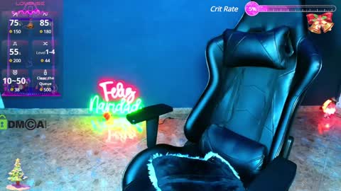 Snapshot of travisdiamonds chatting on December 2024 11:53:01 PM TRAVIS. online show from December 2024 11:53:01 PM