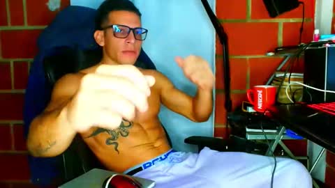 TRAVIS. online show from February 2026 11:40:01 AM