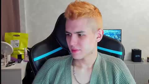 travisrivas online show from March 2025 07:49:02 PM